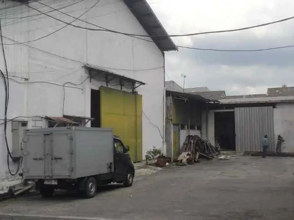Disewakan gudang tropodo siap pakai