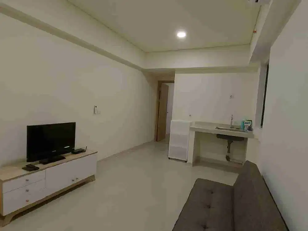 Disewakan Semi Furnish 2 BR Meikarta