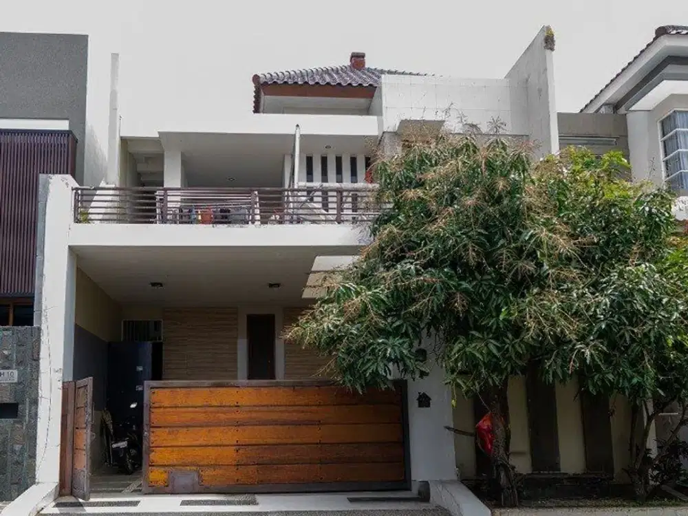 Dijual Rumah Mewah Dekat Kampus Prestis di Villa Puncak Tidar Malang