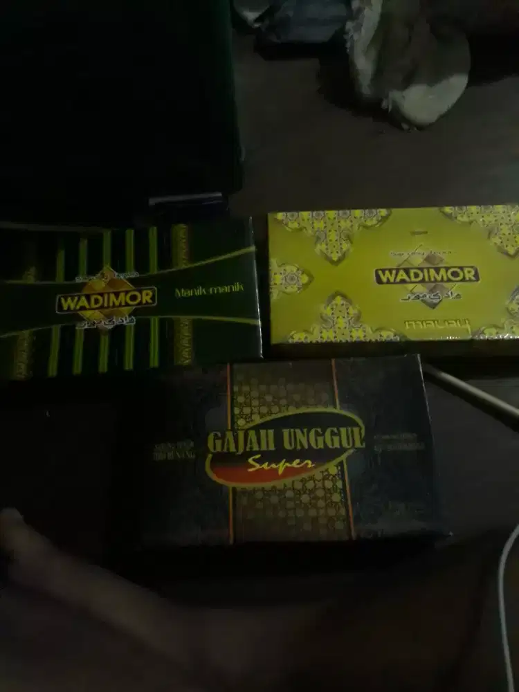 Jual butuh 3pcs sarung (baru)