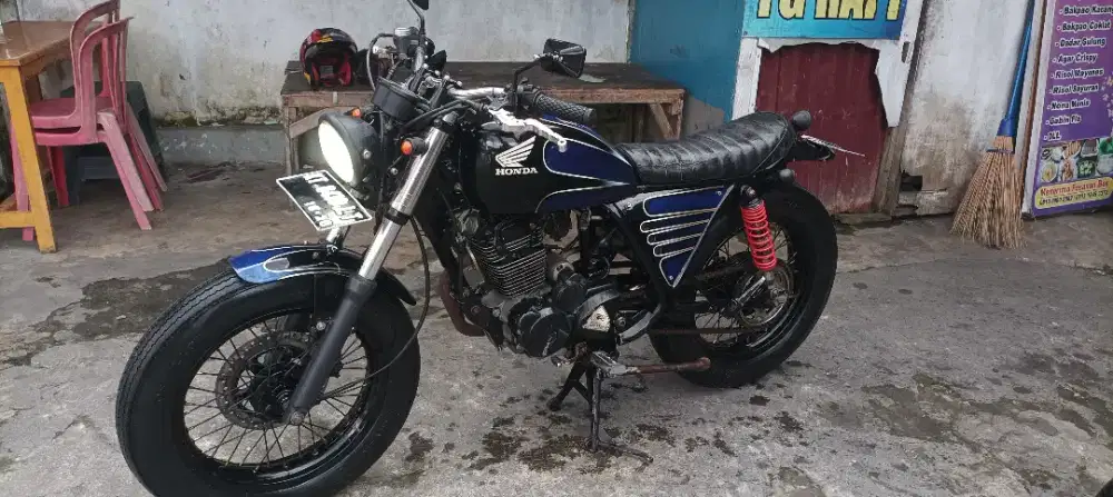 Motor custom japstyle basic tiger