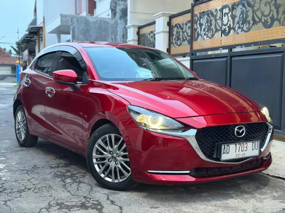MAZDA 2 HATCHBACK ISTIMEWA LOW KM