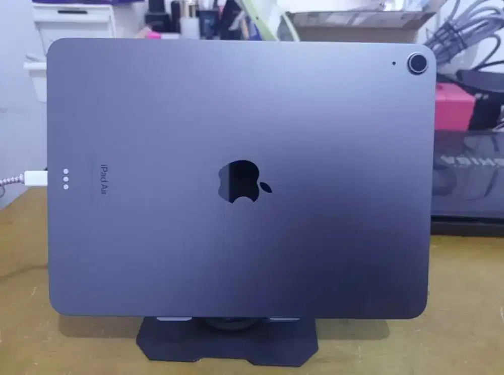 IPad Air 5 64GB WIFI ONLY