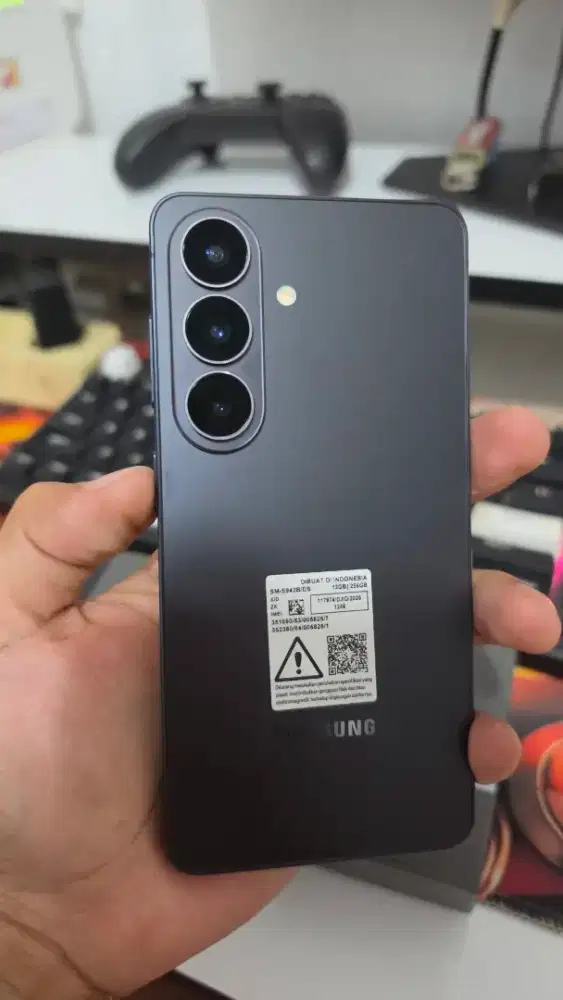 SAMSUNG GALAXY S26 256 RESMI GARANSI PANJANG