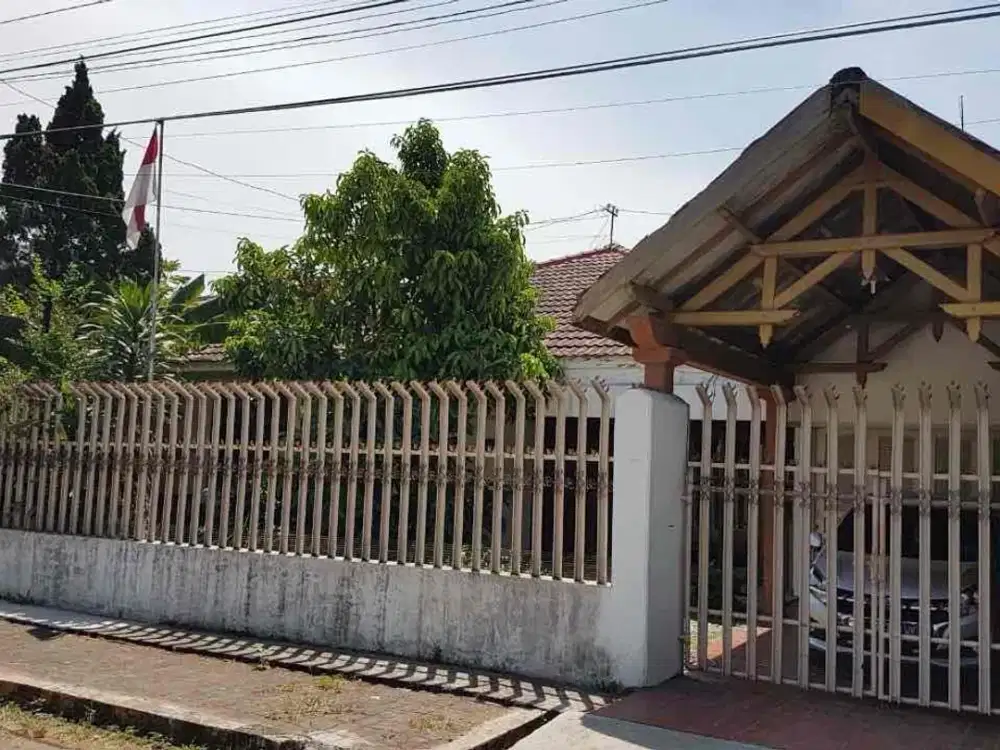 DIJUAL Rumah Lama Darmo Harapan