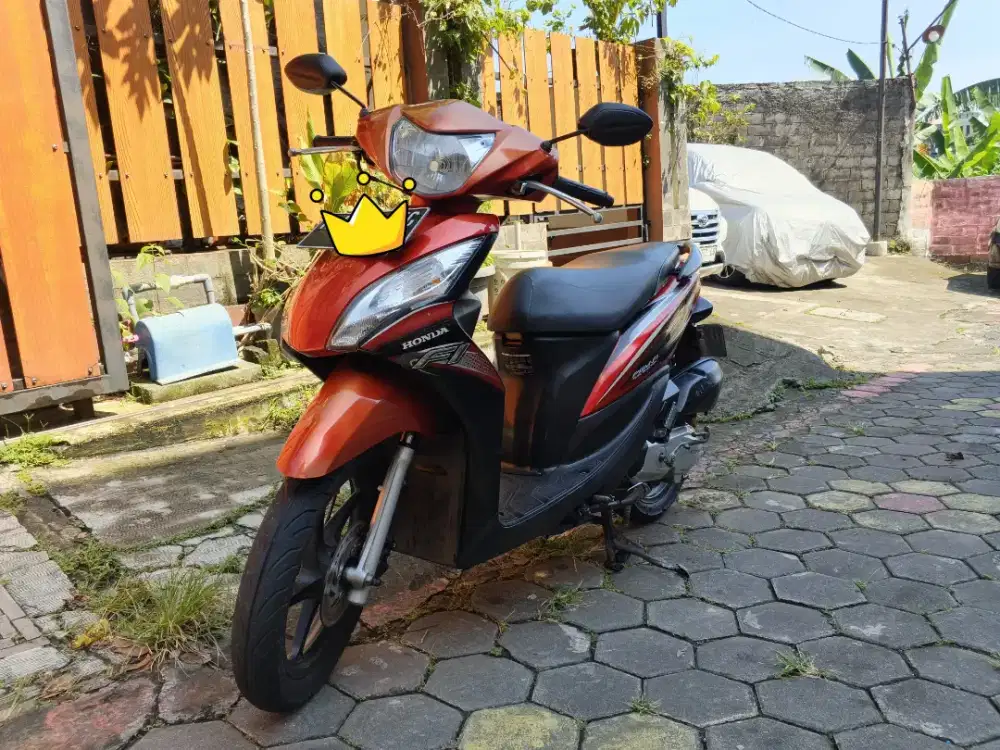 Honda spacy fi 2012 merah