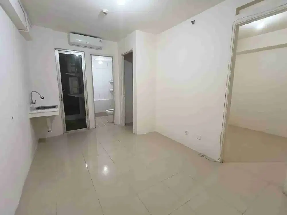 2BR Un Furnish Tower E Lt. 12