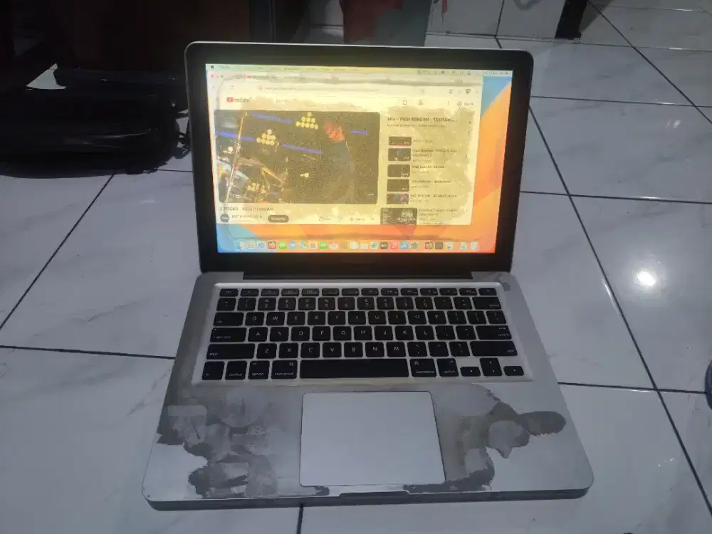 macbook pro 2012 Core I5 13in