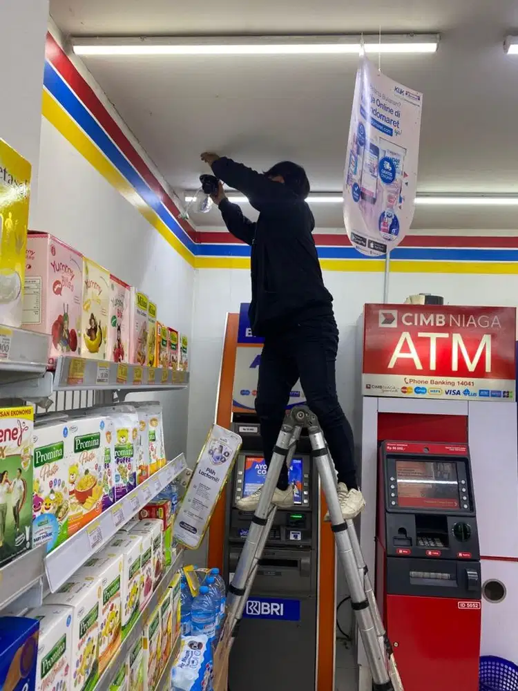 Teknisi Cctv dan security system