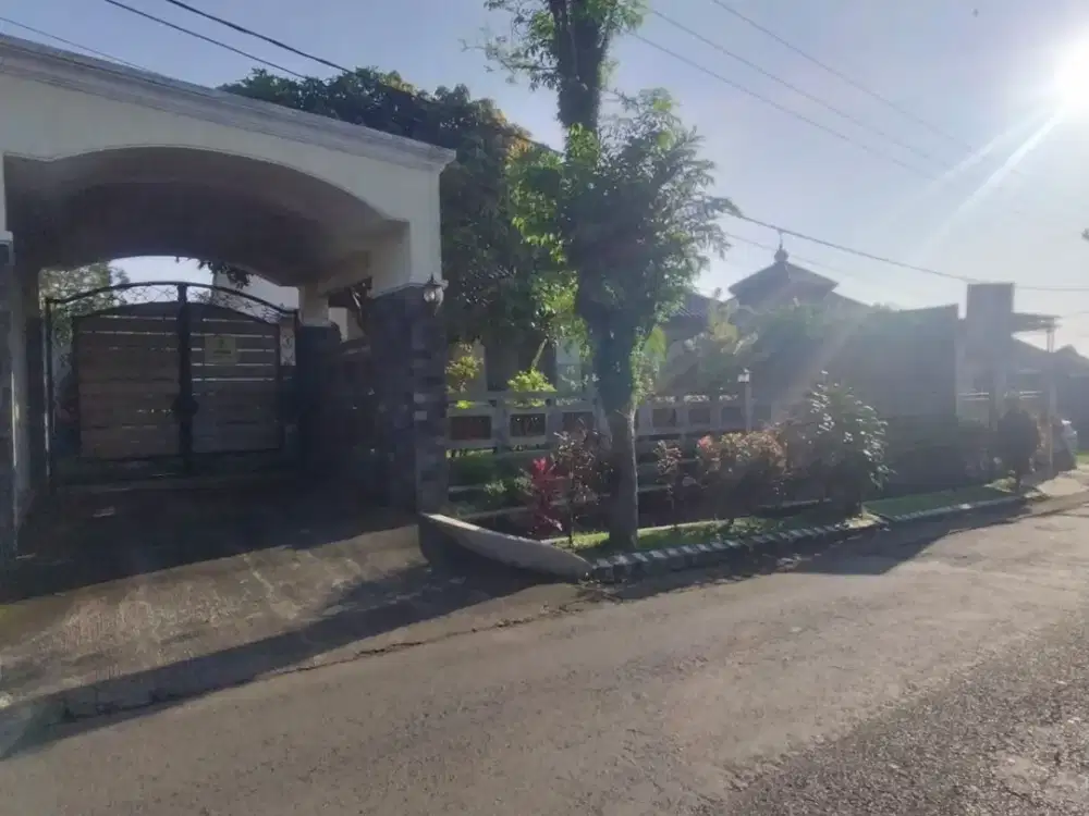 Rumah Villa di Lawang siap huni dkt dgn kebun Teh