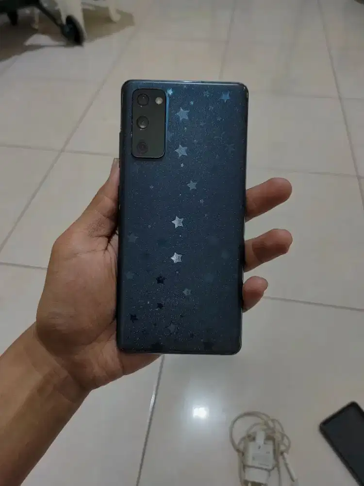 Samsul S20 FE 8/128Gb