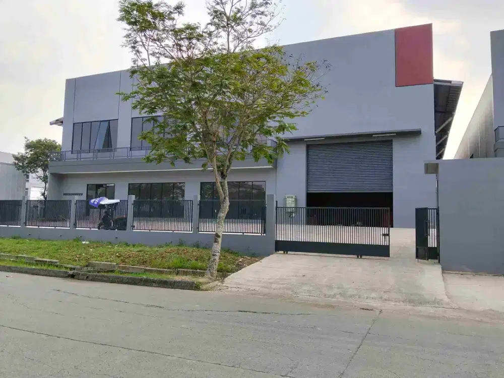 Dijual gudang standart pabrik delta silicon Lippo cikarang