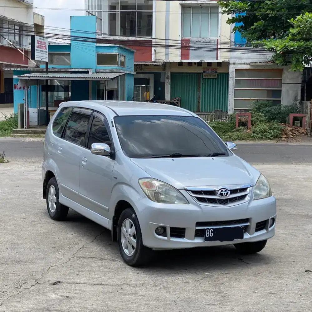 Toyota Avanza 1.3 G Matic 2011
