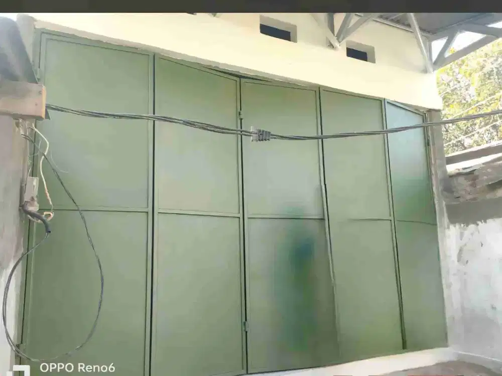 Disewakan Rumah untuk Kios Usaha di Menceng uk 5x12m