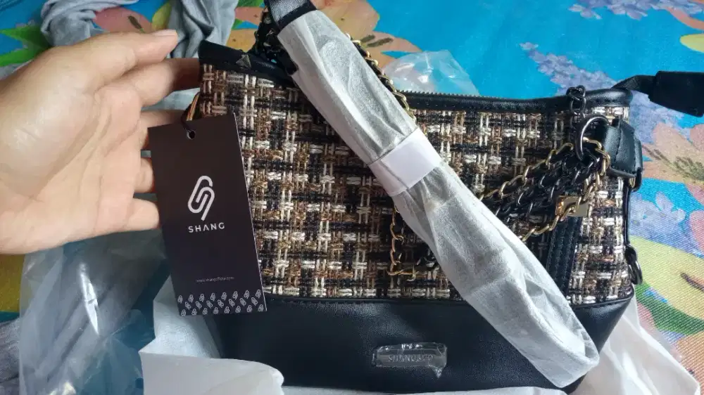 Tas selempang wanita