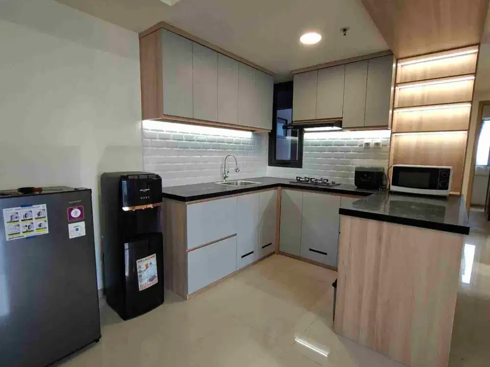 Disewakan 3 BR Apartemen Meikarta Tower Newton