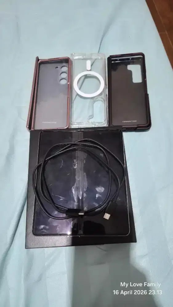 Samsung Z fold 5 12/256gb biru