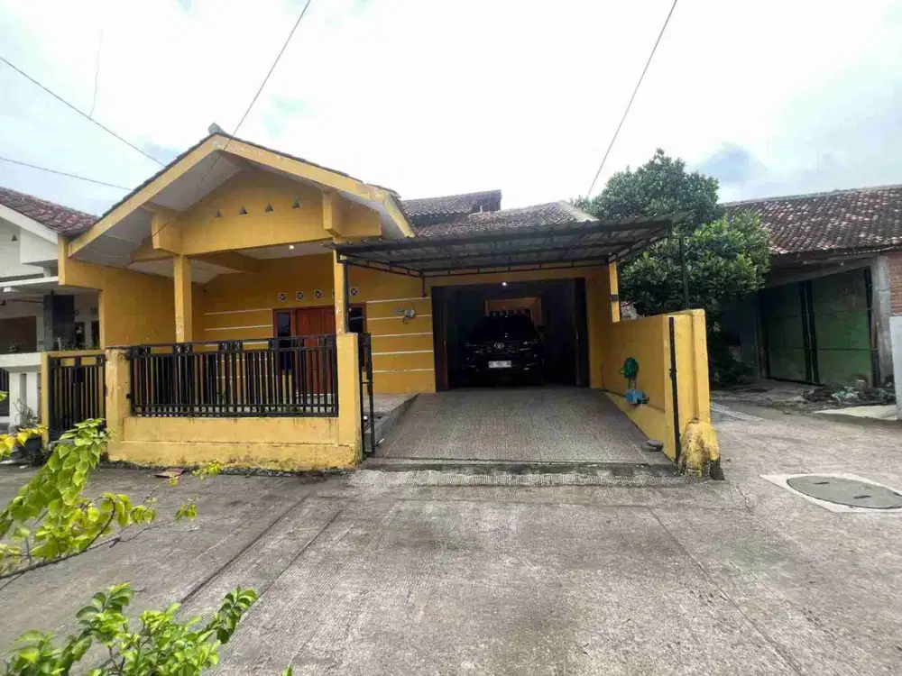 Rumah kamar 5 di jl. damai dekat UGM