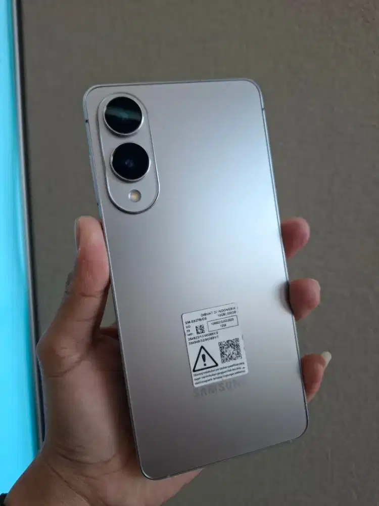 SAMSUNG GALAXY S25 EDGE 12/256 SEIN