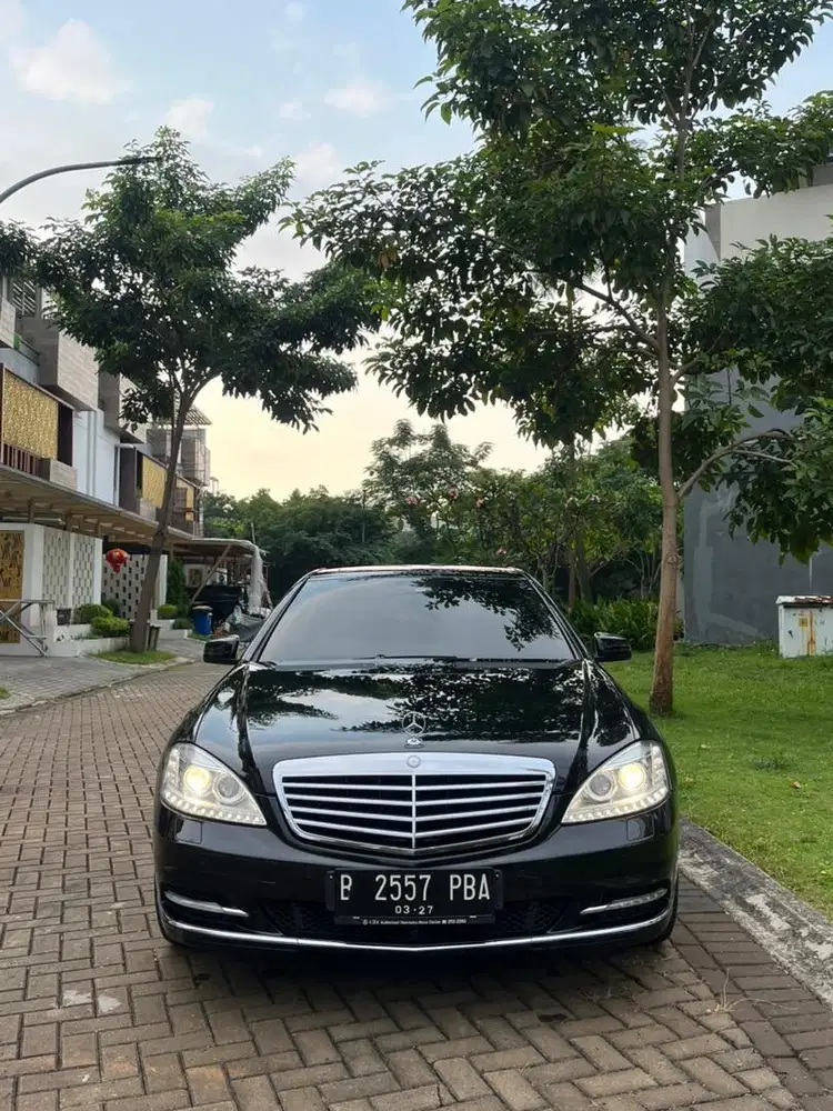 Mercedes-Benz S300 2011 W221