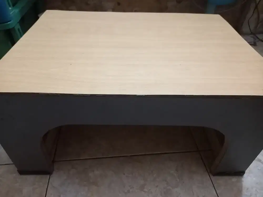 Meja belajar Anak, bahan HPL