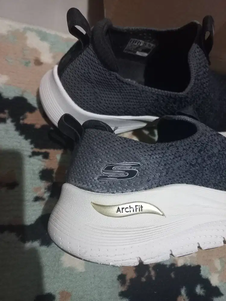 sepatu co ce Skecher Arch fit