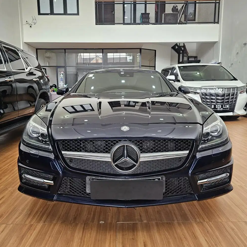 MERCEDES BENZ SLK 200 UK VERSION