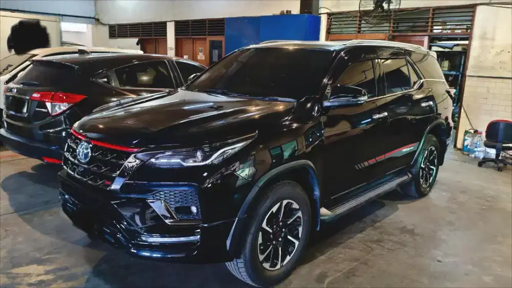 FORTUNER DIESEL TRD LIKE NEW LOW KM ASLI BARANG BAGUS