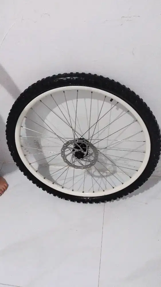 Velk depan alloy tektro