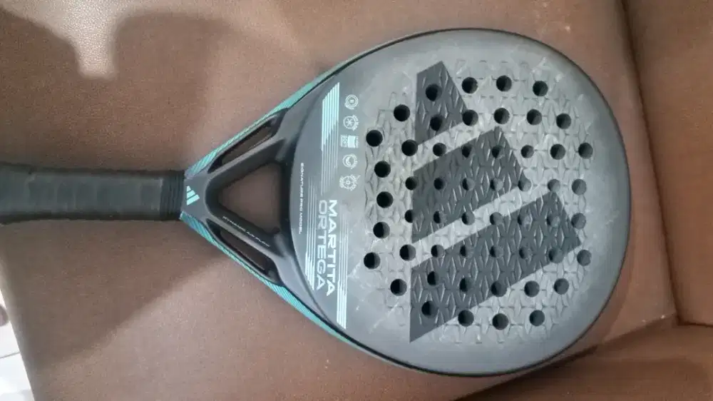 Raket padel Adidas cross it light