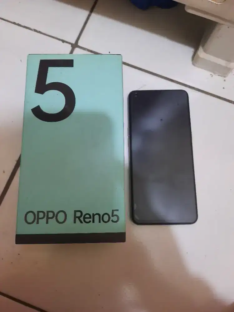Oppo Reno 5,,8/128,