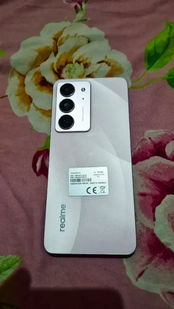 Realme c75x RAM 8/128
