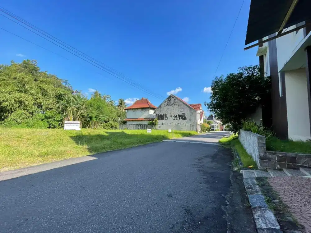 tanah dalam perumahan  Griya Perwita kaliurang jl besi jangkang