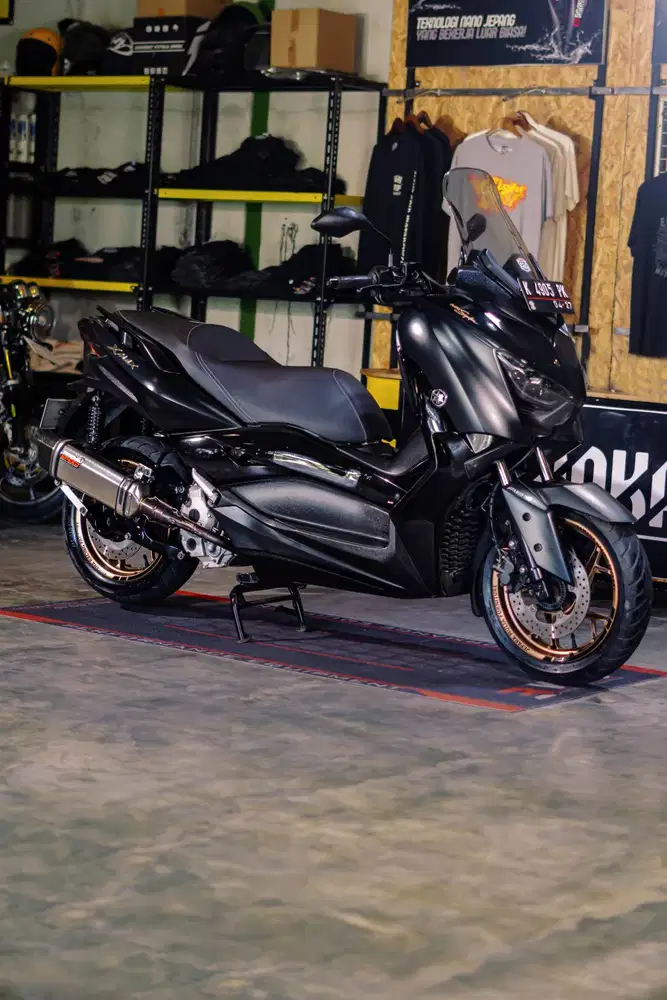 FOR SALE  Xmax 250 Abs Nik 2022 Maxi signature Black doff, low km‼️