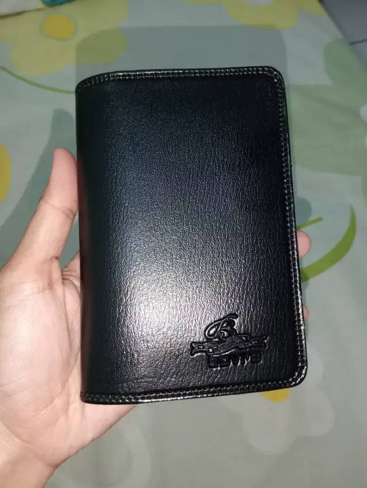 DOMPET PRIA MEREK BOVIS