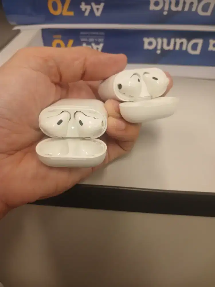 MURAH AirPods Generasi 1 dua buah
