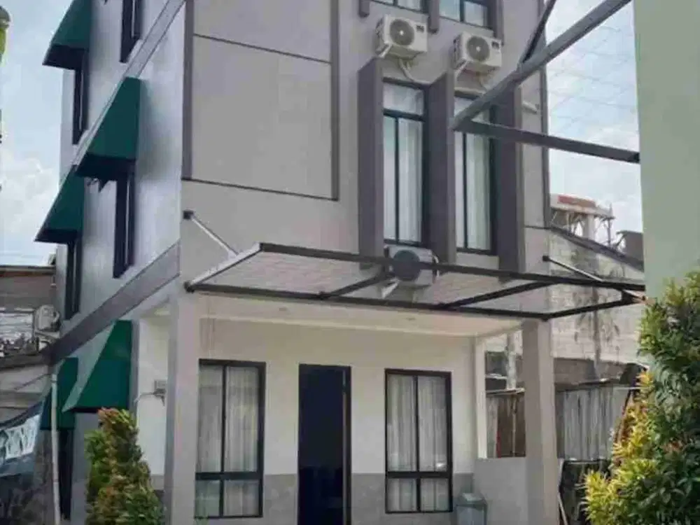 Rumah Baru Siap Huni di Jual 3 Lantai di Jati Padang Dalam Cluster Tidak Banjir Lokasi Strategis