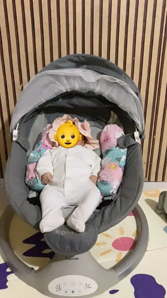 Bouncher sugarbaby hug me