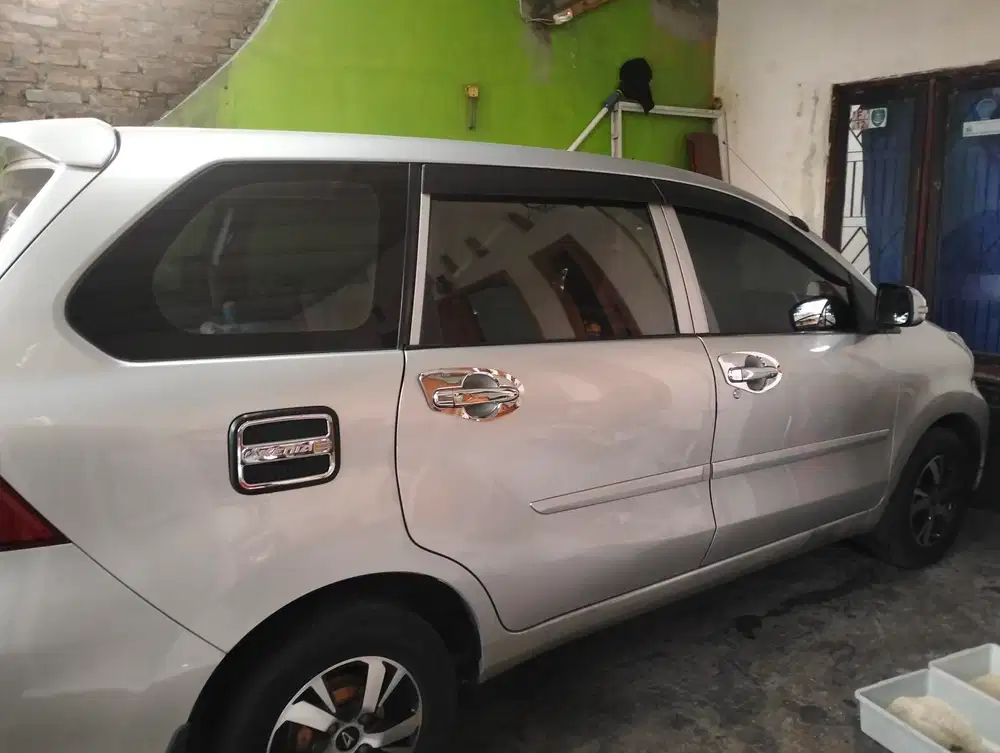 Daihatsu Xenia 2013 Bensin