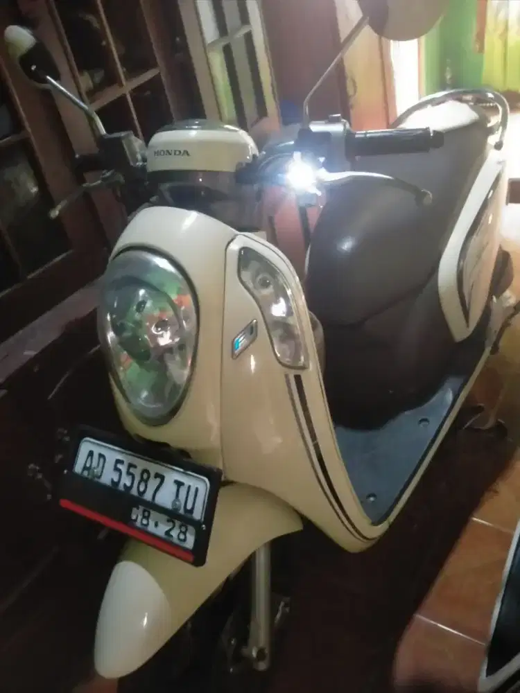 Scoopy 2014 kondisi Mulus ex cewek