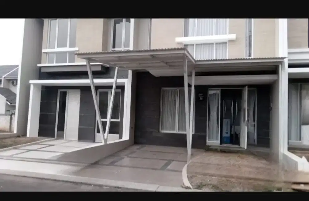 Disewakan (for rent)