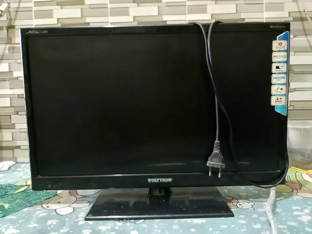 TV POLYTRON LED