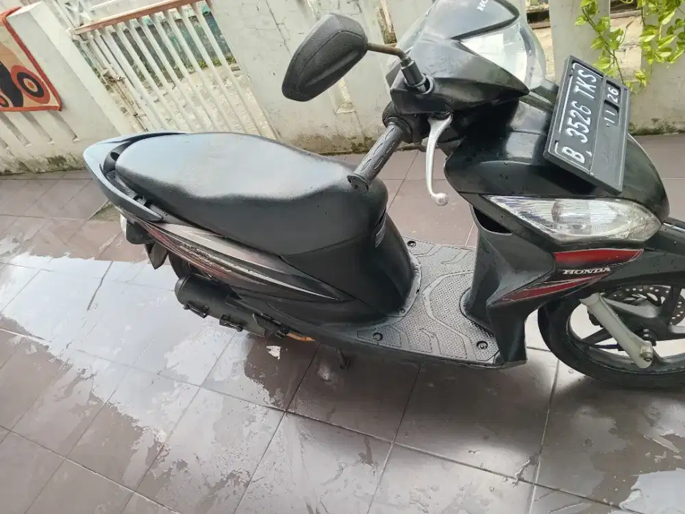 Hondq spacy karbur 2011