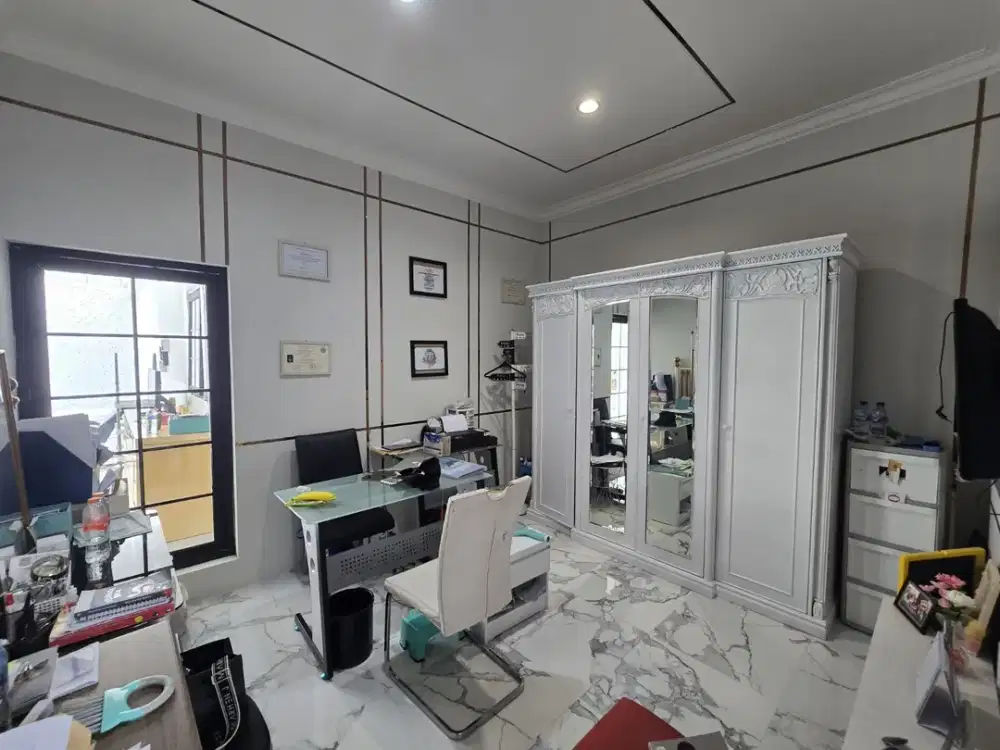 Dijual rumah lux design American modern di  geger kalong permai