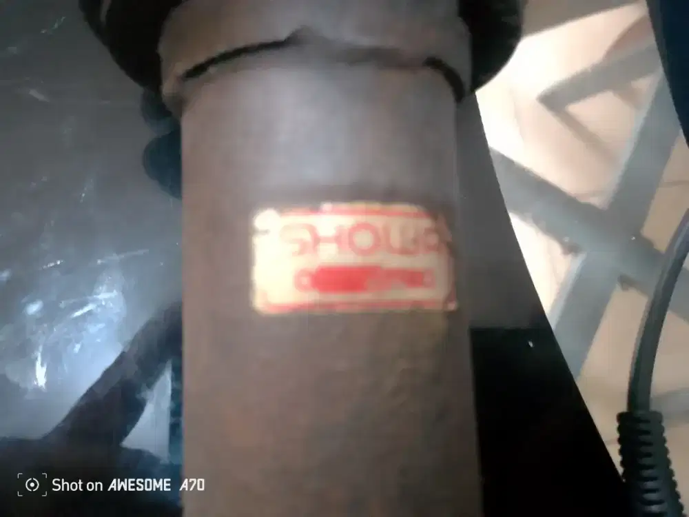 shockbreaker showa ORI CS1 tinggal pake