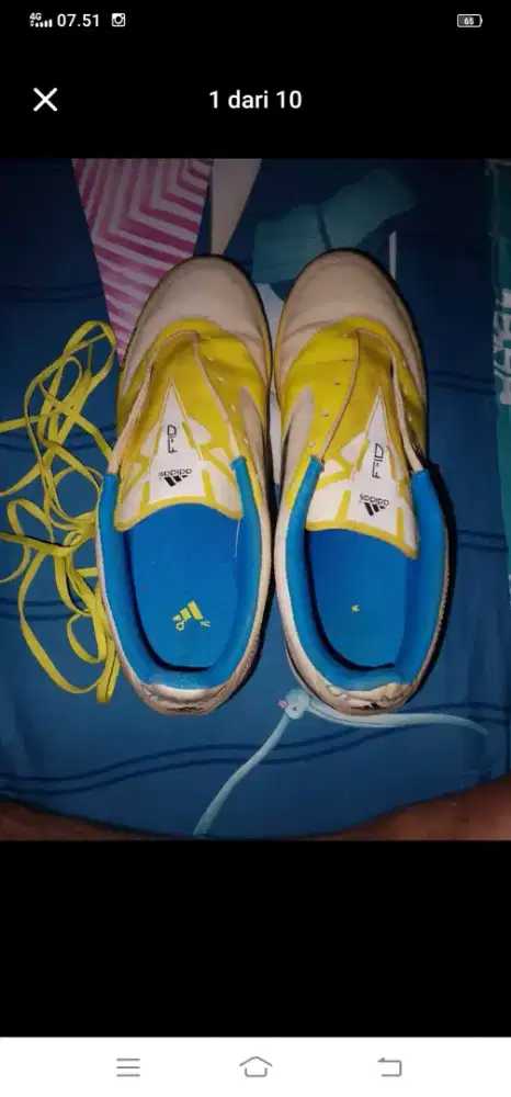 Di jual sepatu Adidas