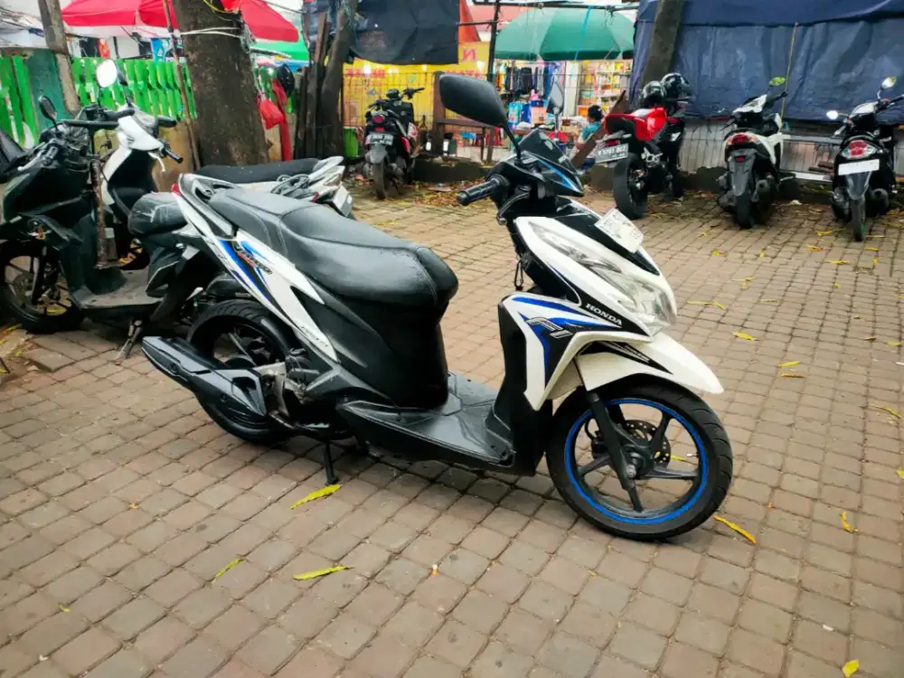 Honda Vario KZR 125cc PGM-FI Tahun 2013