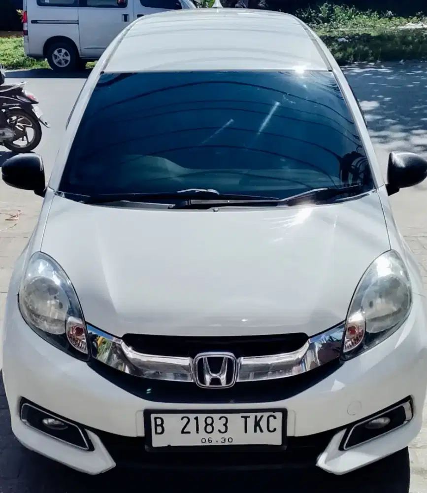 Bismillah,Dijual Honda Mobilio Type E prestige tahun 2016 nopol B