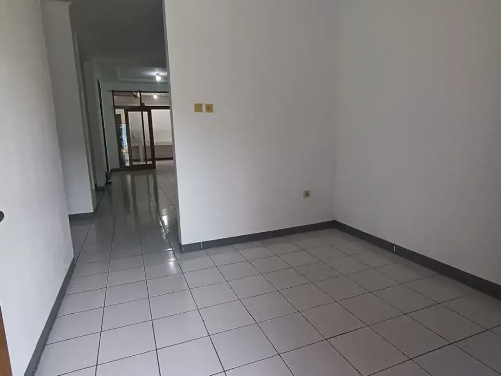 Rumah Siap Huni di Taman Kopo Indah 1 Bandung