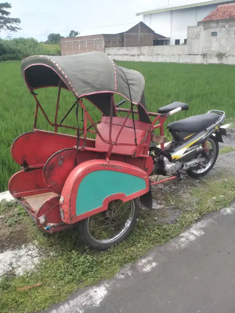 Supra x 2001 modif becak irit komplit